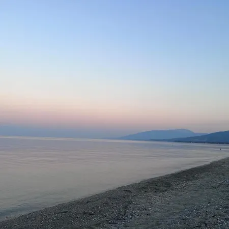 Seaside בית נופש *